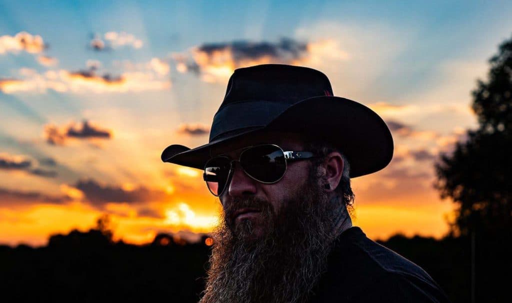 headshot of cody jinks